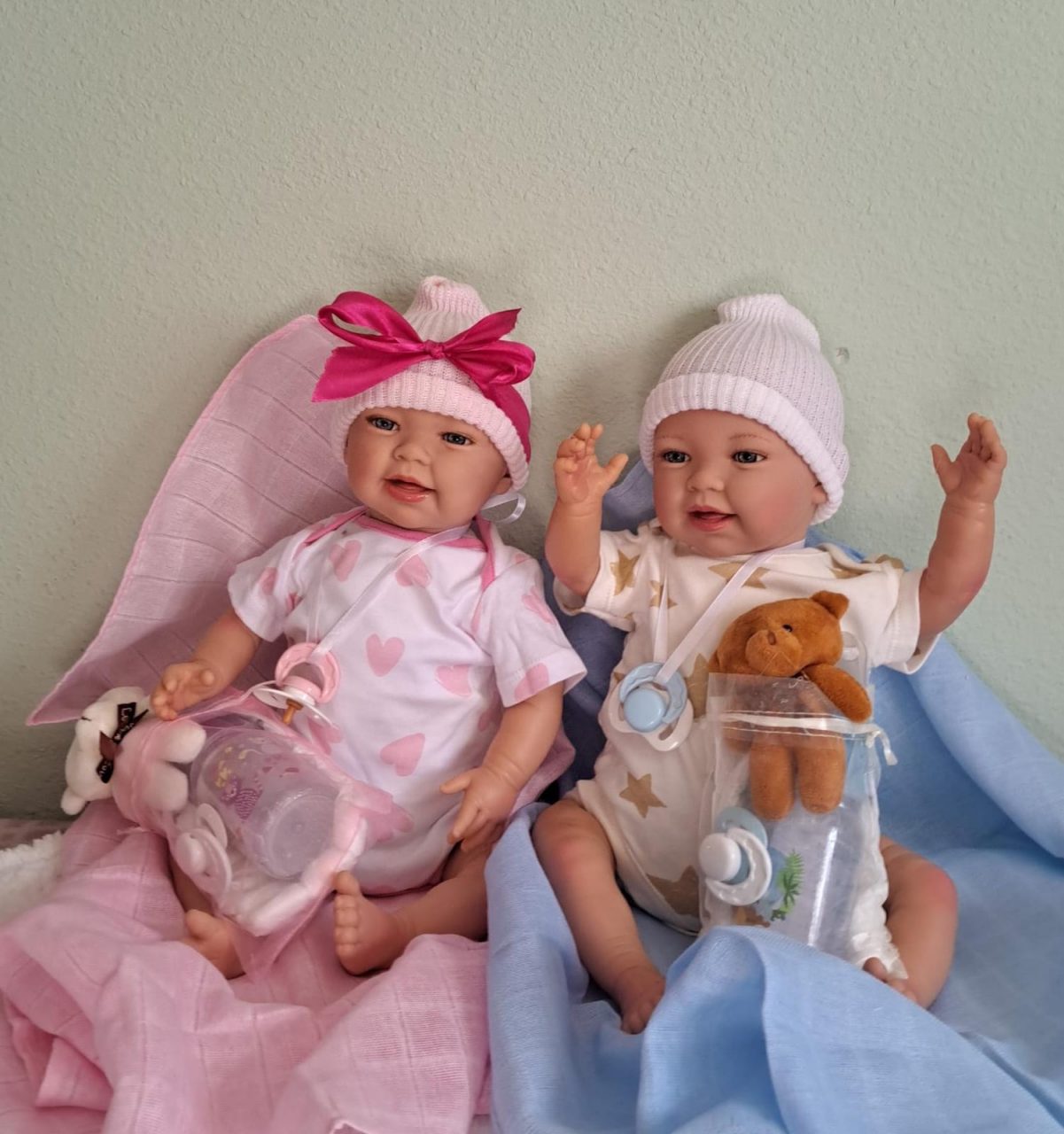 Bebés gemelos Albert y Baby | Artesanal